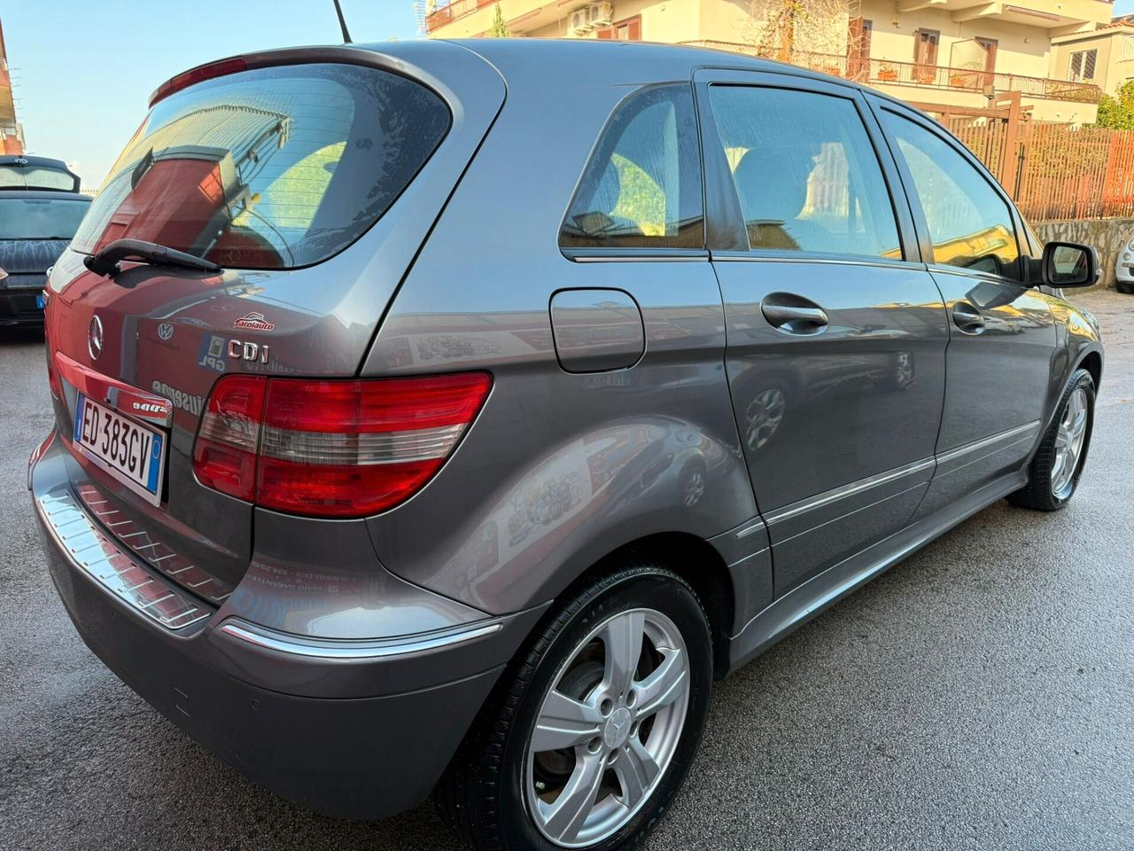 Mercedes-benz classe B 180 2.0 109cv Premium - 2010