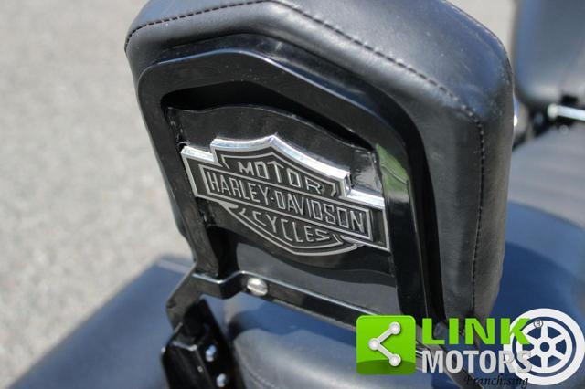 HARLEY-DAVIDSON 1584 Dyna Street Bob FXDB