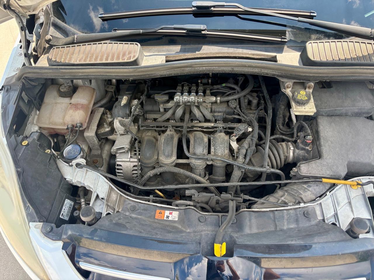 Ford C-Max 1.6 120CV GPL Titanium