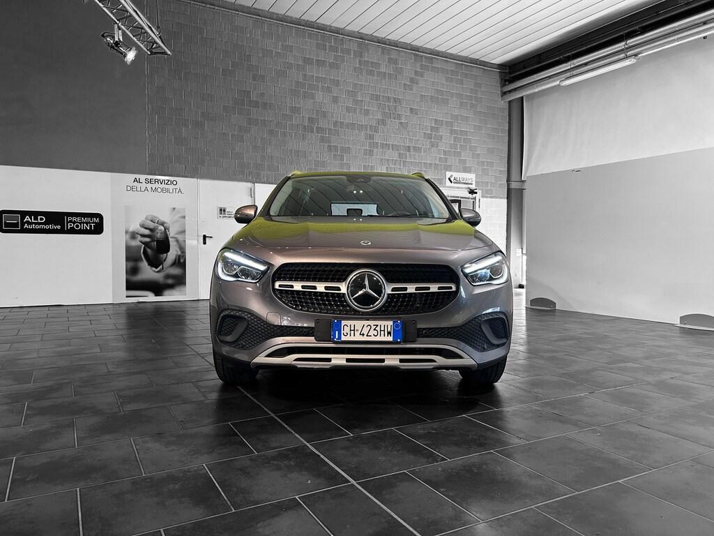 Mercedes GLA 200 200 D Business 8G-DCT