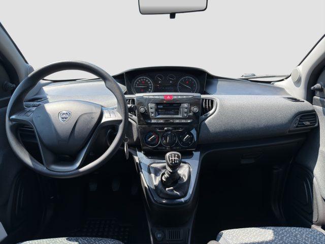 LANCIA Ypsilon Ypsilon 1.0 FireFly 70 CV Start&Stop Hybrid SILVER