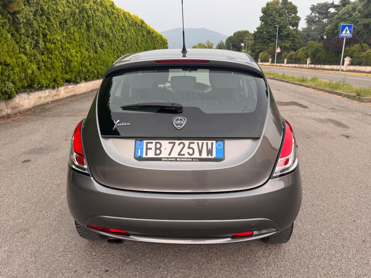 Lancia Ypsilon 1.2 benzina, euro 6b, anno 2016, ok neopatentati!