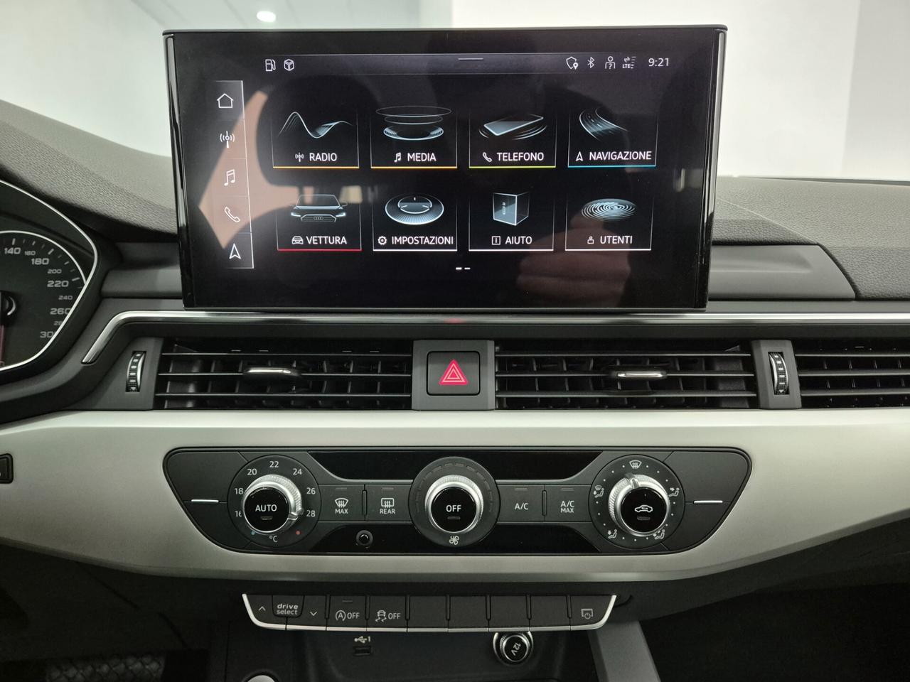 Audi A4 Avant 30 2.0 tdi 136cv S tronic