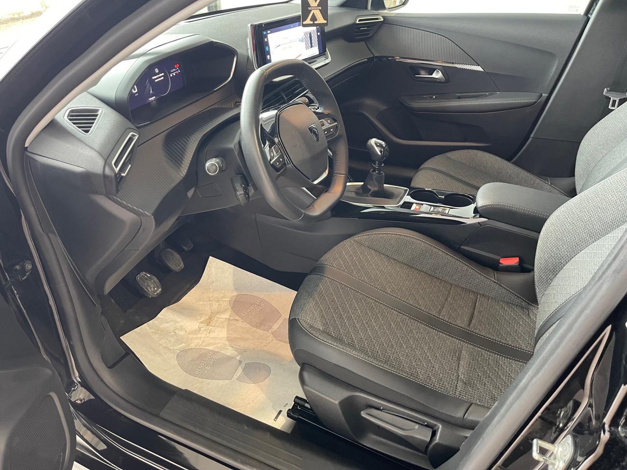 Peugeot 208 1.2 100cv 5 porte Allure NO VINCOLO DI FINANZIAMENTO