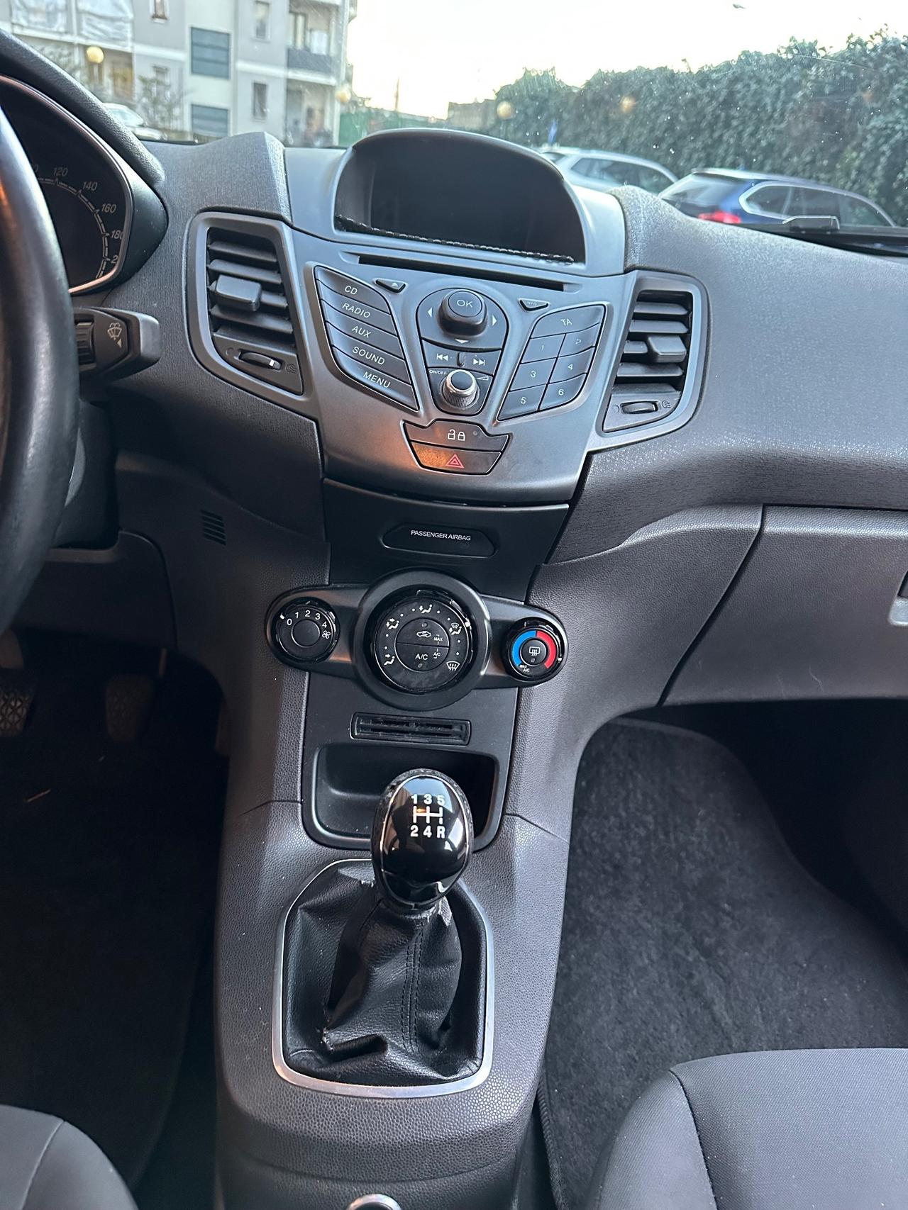 Ford Fiesta 1.4 5 porte Bz.- GPL Business