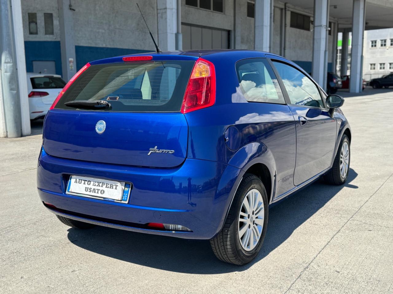 Fiat Grande Punto 1.4 16V 3P. Giugiaro Sport