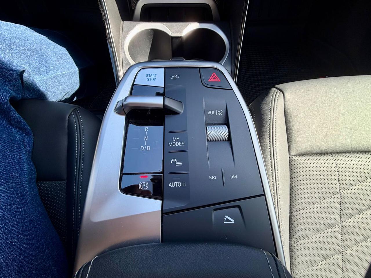 Bmw IX1 XLine eDrive20 #10125