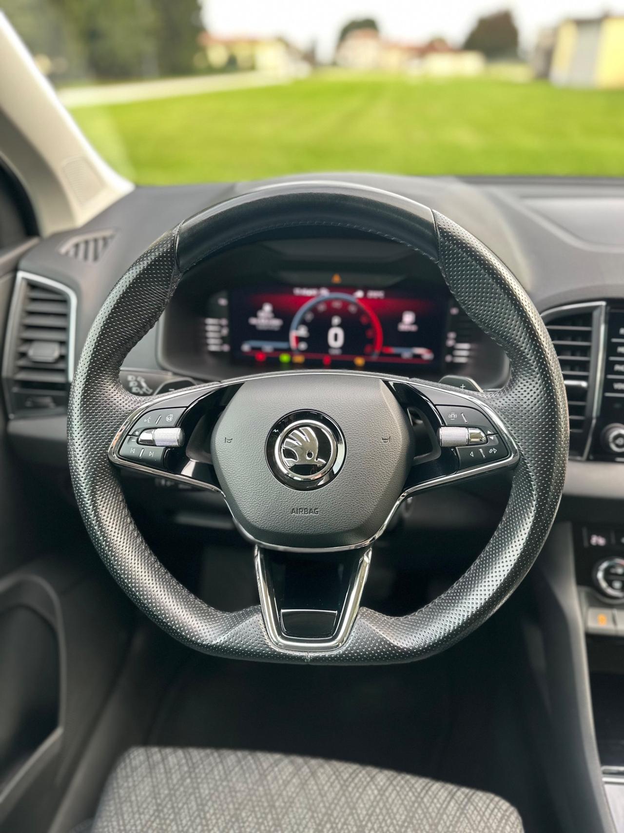 Skoda Karoq 2.0 TDI EVO SCR 115 CV DSG SportLine UNICO PROPIETARIO , NEOPATENTATI