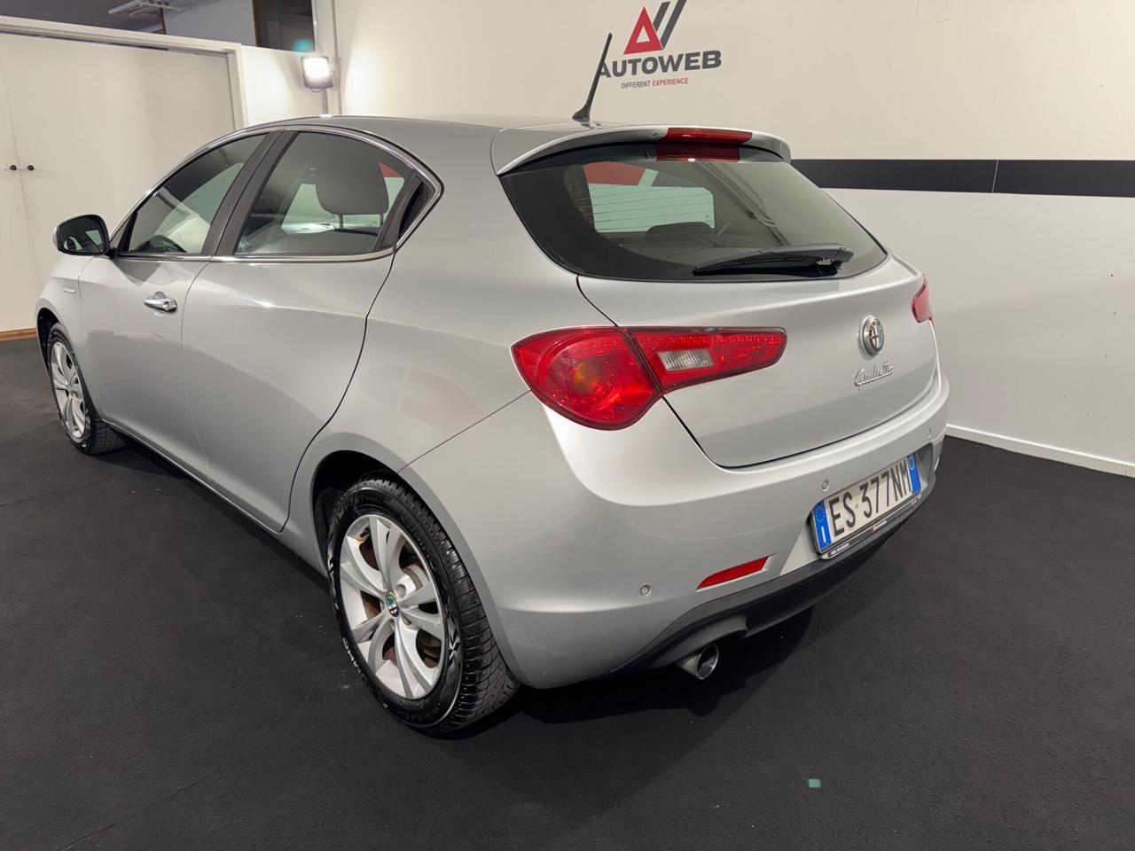 Alfa Romeo Giulietta 1.6 JTDm-2 105 CV Exclusive