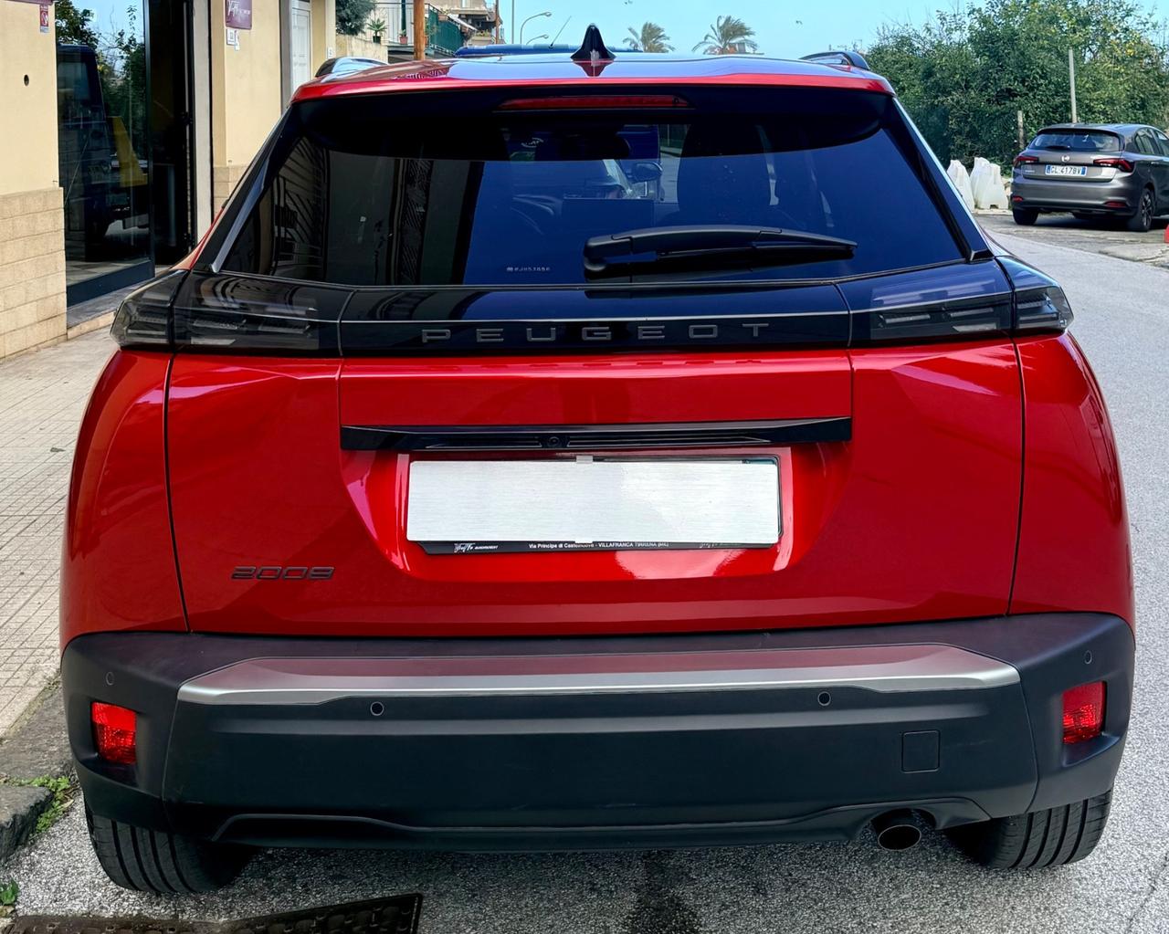 Peugeot 2008 PureTech 100 S&S Allure Pack