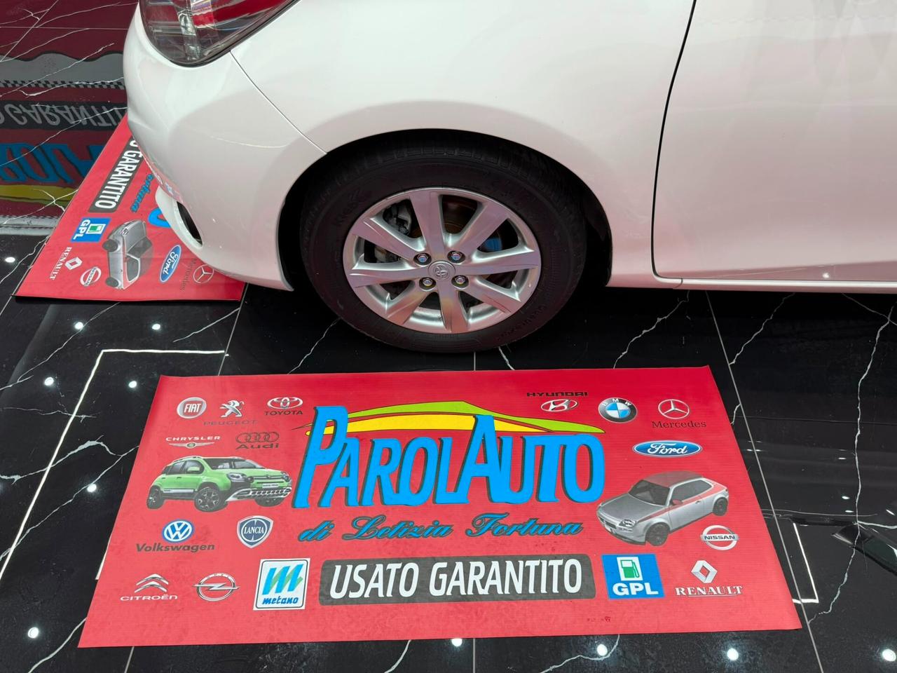 Toyota Yaris 1.4 D-4D 90cv Lounge - 2012