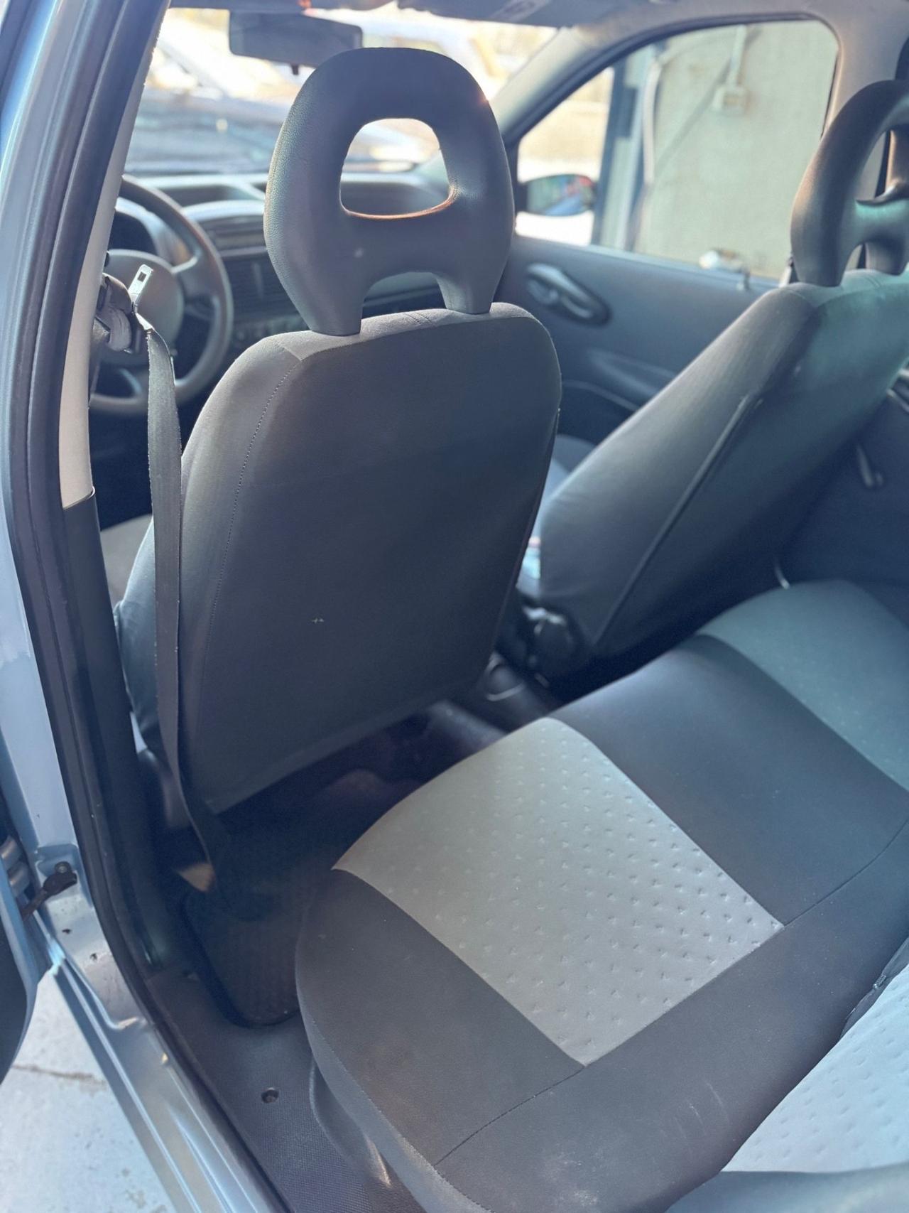 Fiat Punto 1.2 5 porte Active Natural Power