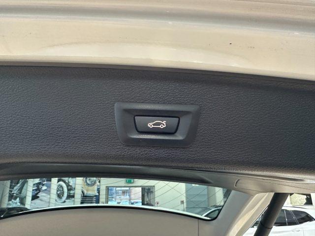 BMW X3 xDrive20d Business Advantage Auto- 18"-Tetto-Navi