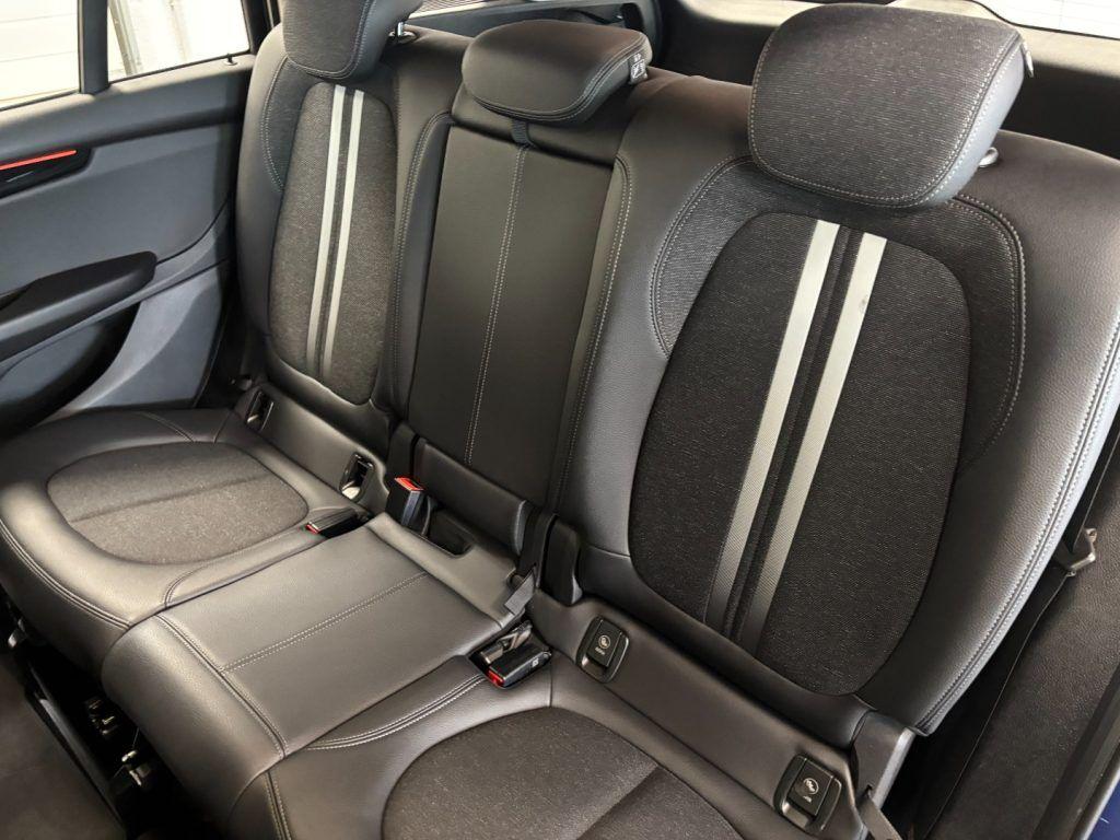 BMW 216 i Gran Tourer Advantage Full Optional