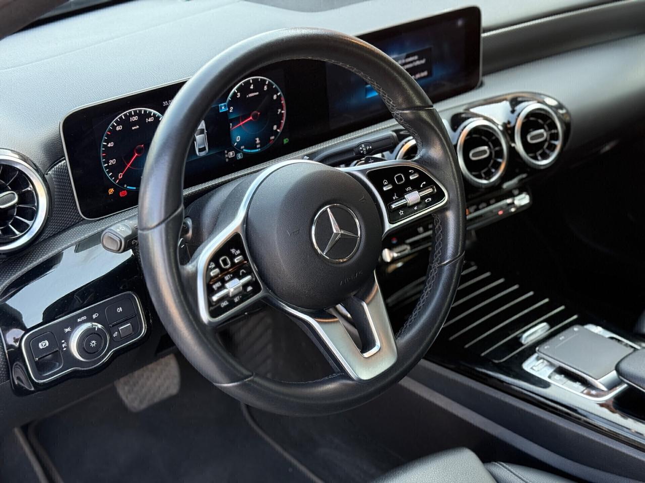 Mercedes-benz A 200 Berlina , Sport Automatico !