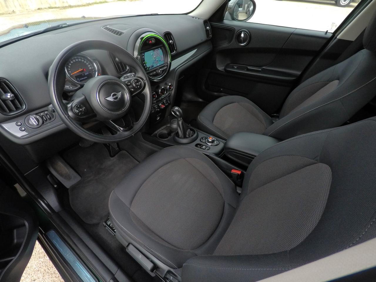 Mini Cooper D Countryman 2.0 Business Autom.