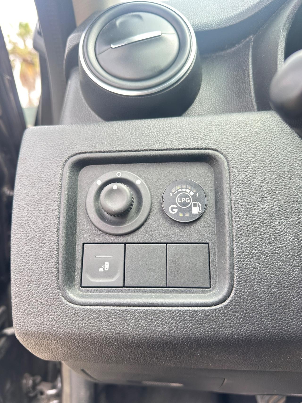 Dacia Duster 1.0 TCe 100 CV Prestige-2021