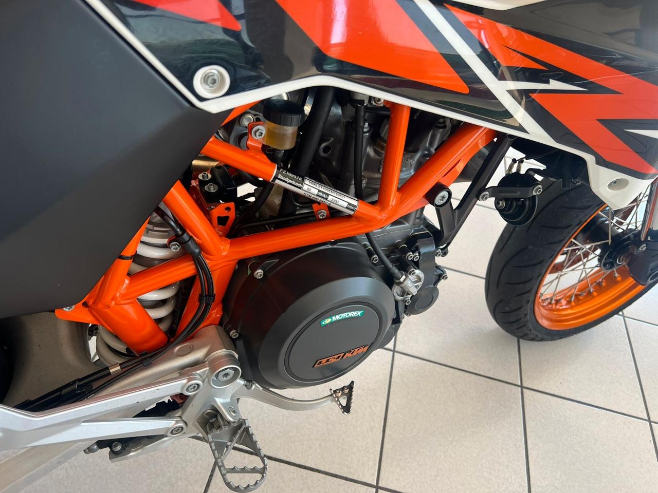Ktm 690 SMC R