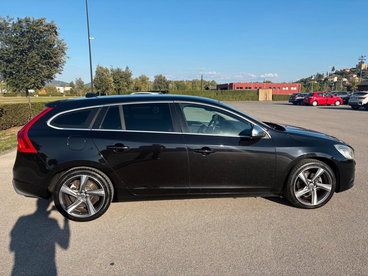 Volvo V60 D3 R-design