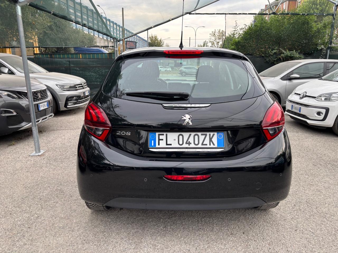 Peugeot 208 1.6 hdi 5 porte OK NEOPATENTATI