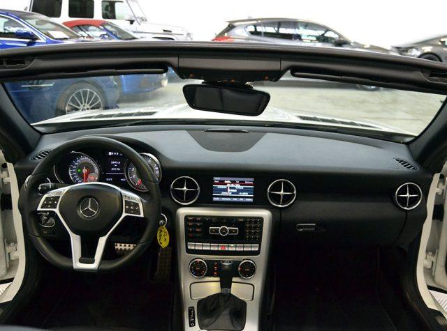 MERCEDES-BENZ SLK 200 Aut. Sport "Km 29000-Tagliandi MB-Pelle-Navi-Pano"