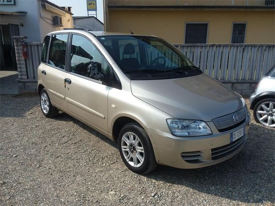 FIAT Multipla Multipla 1.6 16V Natural Power Dynamic