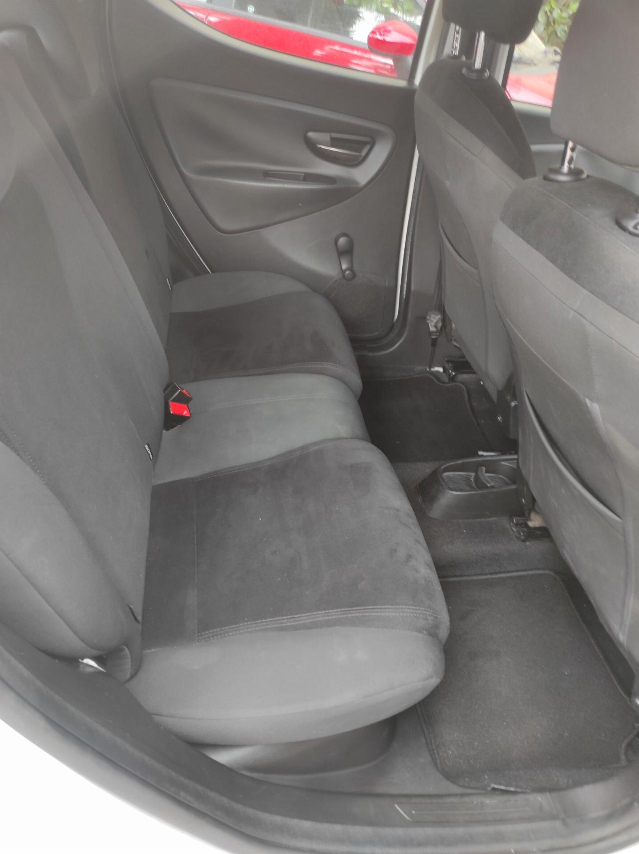 Lancia Ypsilon 2016 0.9 TwinAir Benzina metano LEGA SENSORI BLUETOOTH