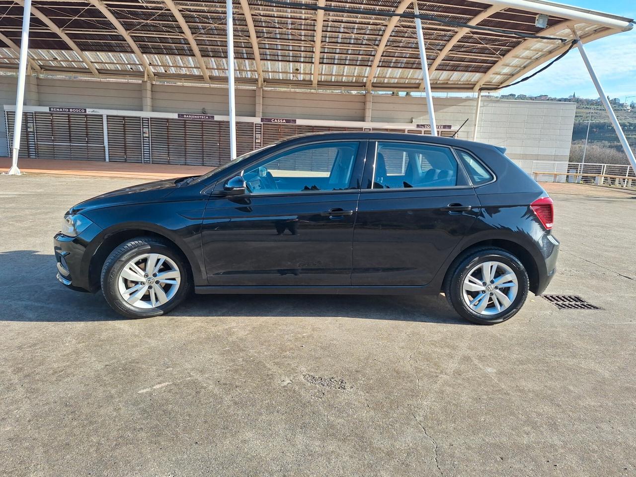 Volkswagen Polo 1.0 TGI 5p. Highline. DISTRIBUZIONE NUOVA