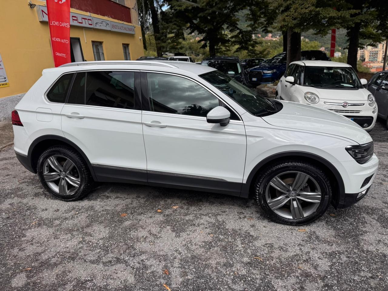 Volkswagen Tiguan 2.0 TDI SCR 4MOTION Business BlueMotion Technology GARANZIA 1 ANNO