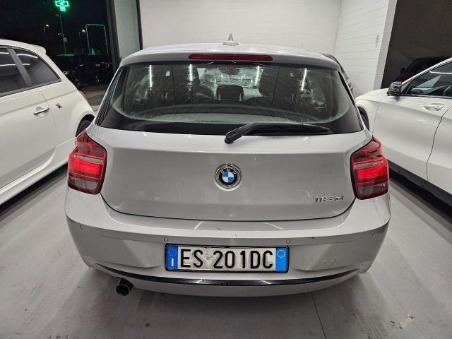 BMW 118 Serie 1 F/20-21 2011 118d 5p Sport