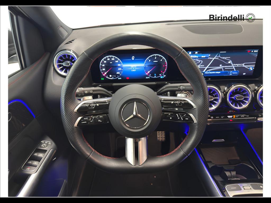 Mercedes-Benz Classe B (W247) - B 180 d Automatic AMG Line Premium