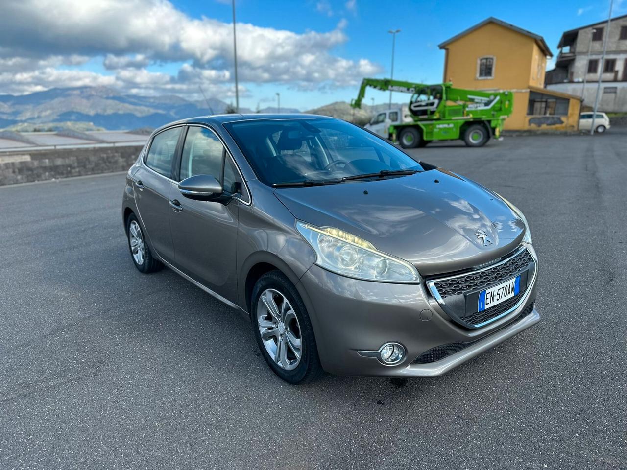 Peugeot 208 1.2 B/GPL 82 CV 5 porte