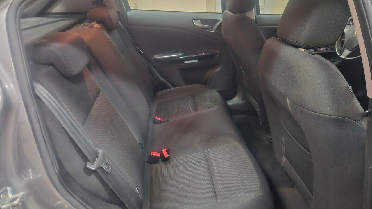 Alfa Romeo Giulietta 1.6 JTDm-2 105 CV Exclusive