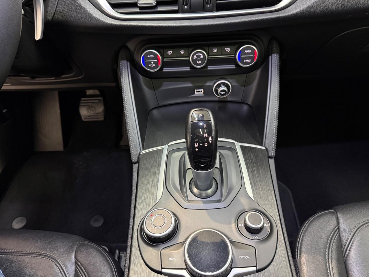 Alfa Romeo Stelvio 2.2 Turbodiesel 190 CV AT8 Q4 Executive