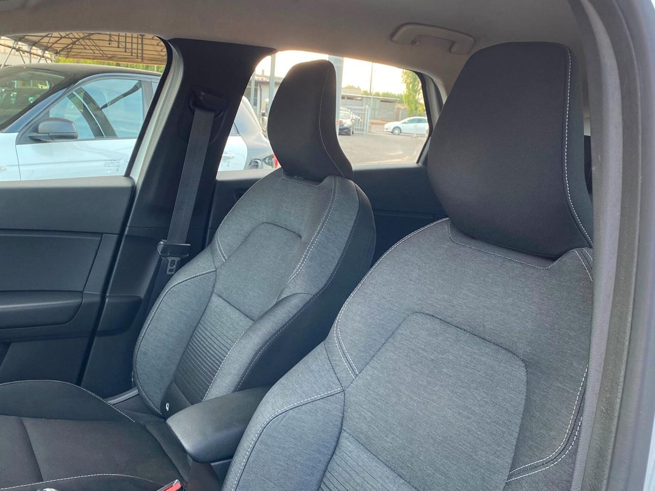 Renault Captur TCe 100 CV GPL Intens