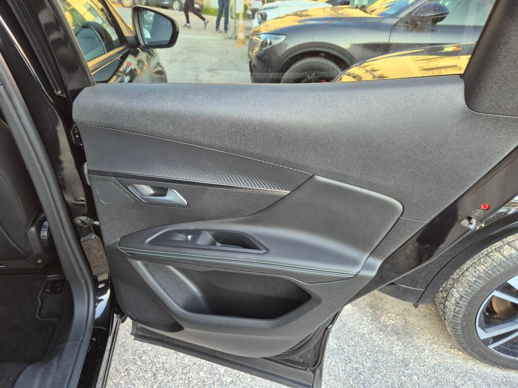 Peugeot 3008 BlueHDi 130CV EAT8 ALLURE