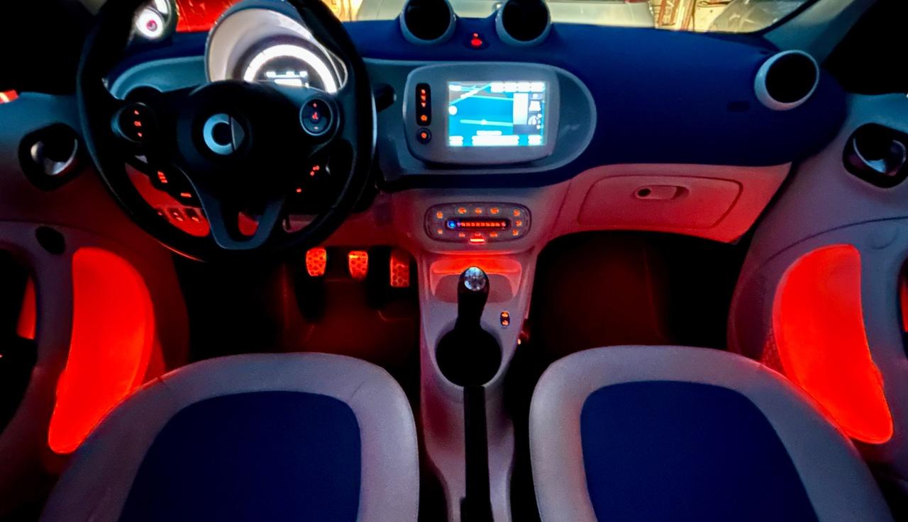 Smart ForFour 70 1.0 Proxy