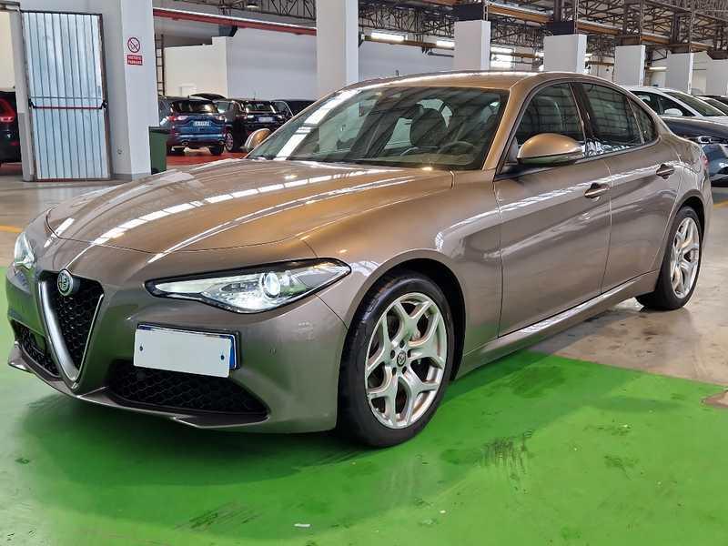 ALFA ROMEO GIULIA 2.2 Turbo AT8 160CV Executive 4 PORTE BERLINA