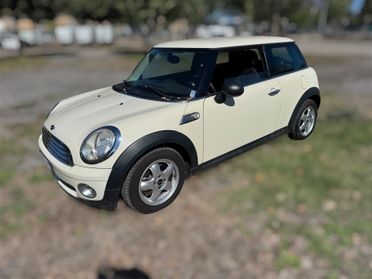 Mini ONE 1.4 benzina-2010
