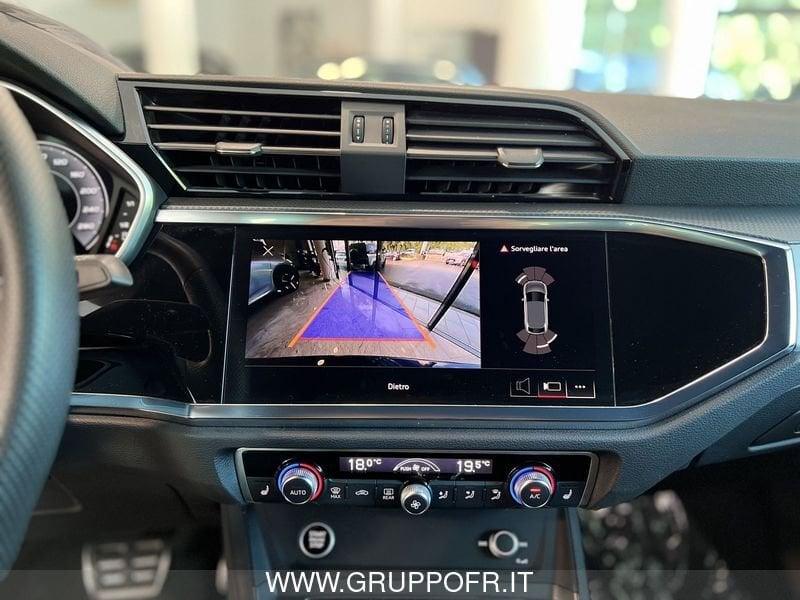 Audi Q3 SPB 35 TDI S tronic Identity Black