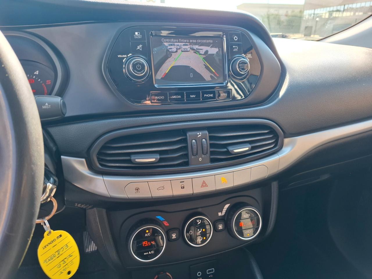 Fiat Tipo 1.6 Mjt 4 porte Lounge