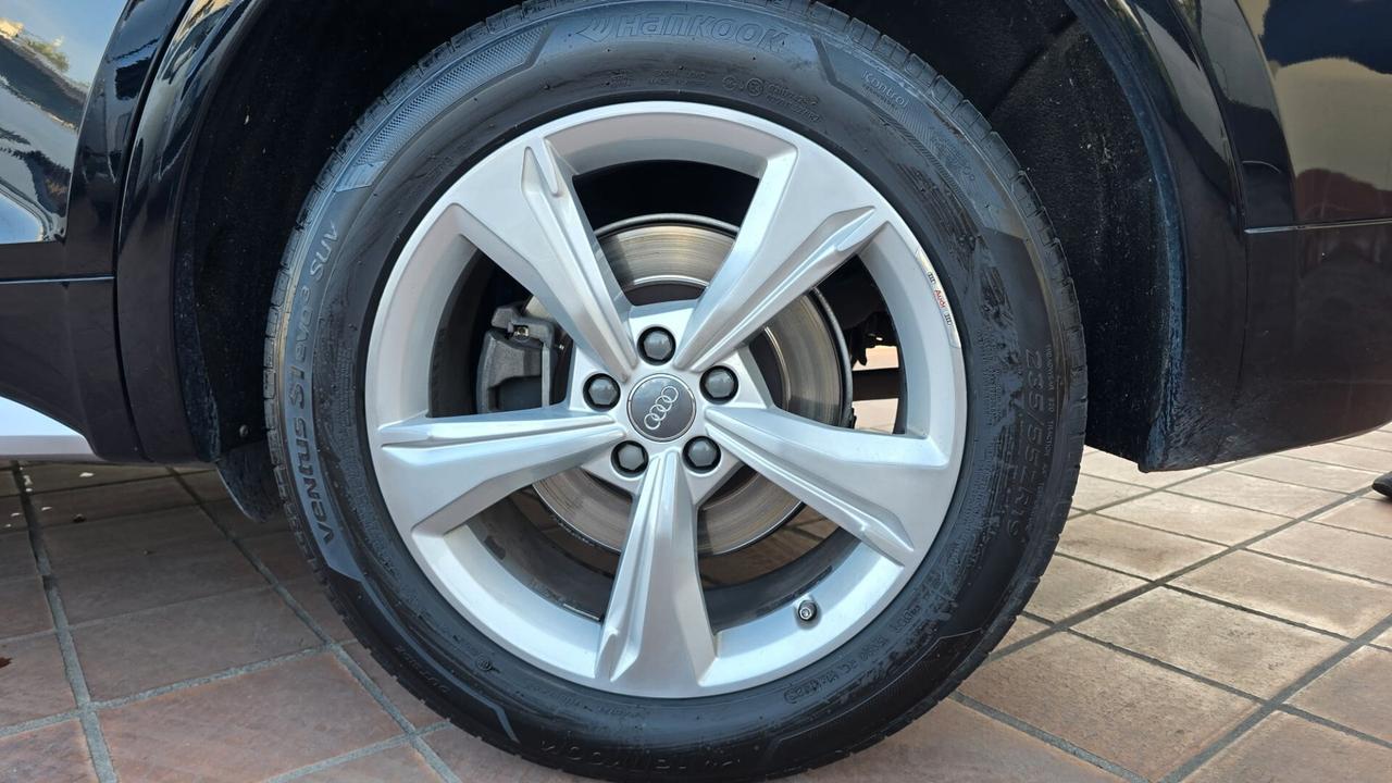 Audi Q5 2.0 TDI quattro S tronic Sport