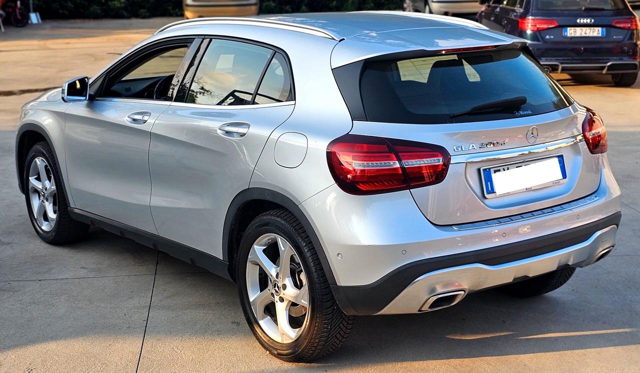 Mercedes GLA 200 D AUTOMATIC PREMIUM 2019