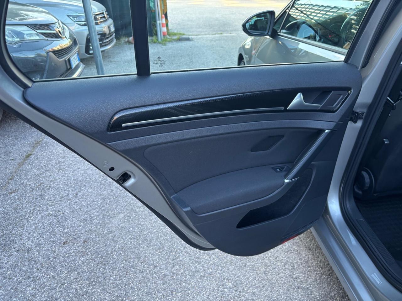 Volkswagen Golf 1.4 TSI 125CV 5p. Highline OK NEOPATENTATI