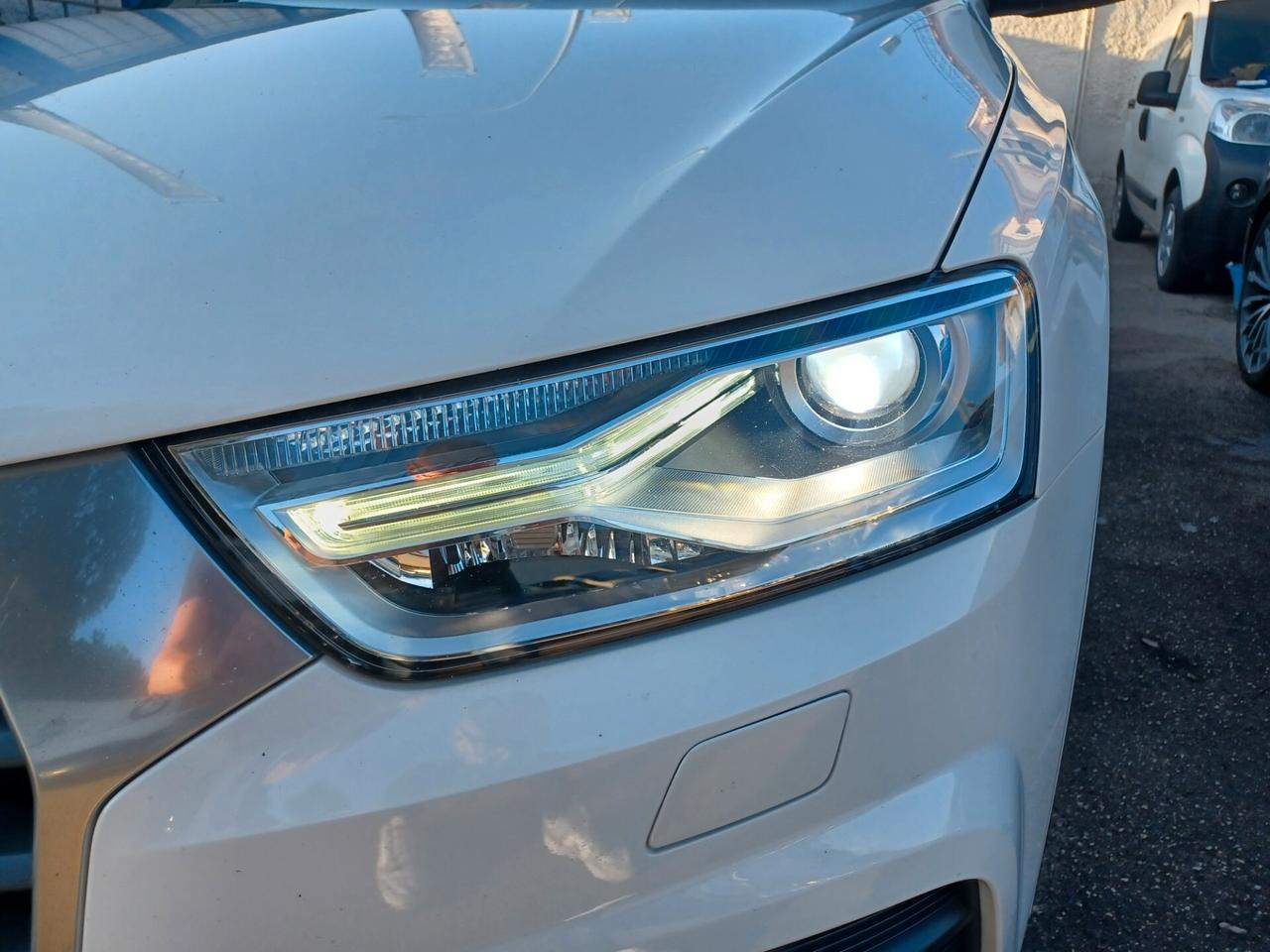 Audi Q3 2.0 TDI 120 CV Design UNICO PROPRIETARIO