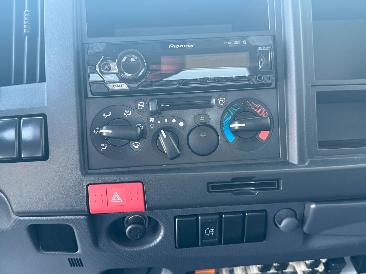 Isuzu M21 2.0 120 cv Ribaltabile Trilaterale