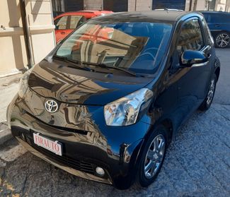 Toyota iQ 1.0 Multidrive NEOPATENTATI