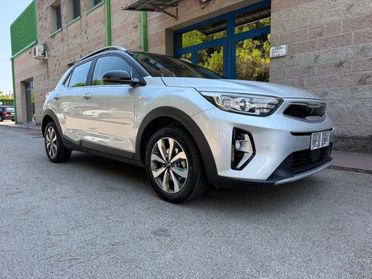 KIA Stonic 1.2 DPI 84CV UNIPROPRIETARIO RETROCAMERA