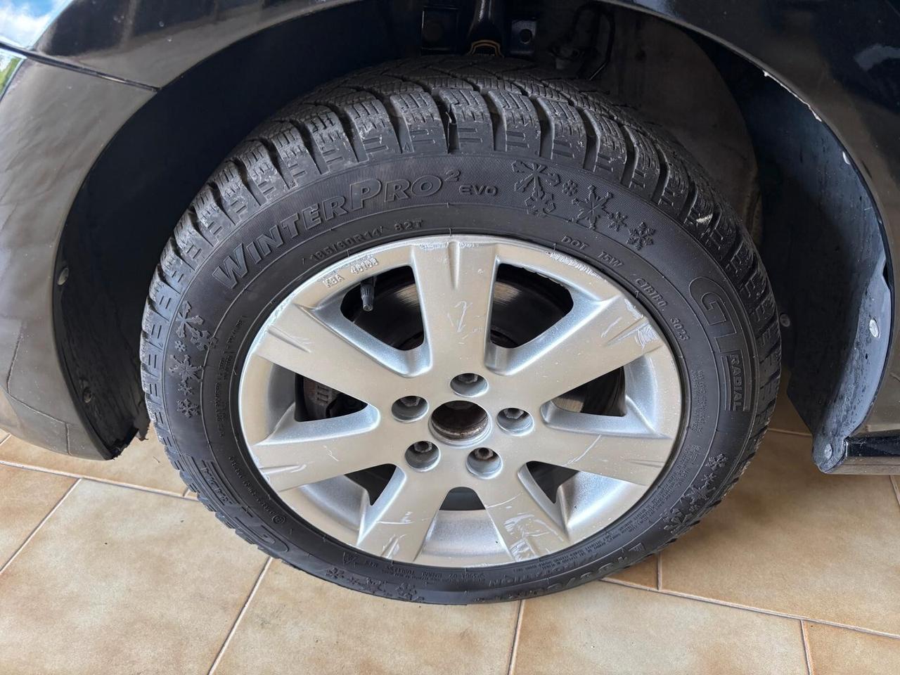 VOLKSWAGEN POLO ANNO 2012 DS 1.2 ADATTA NEOPATENTATI KM 161 MILA