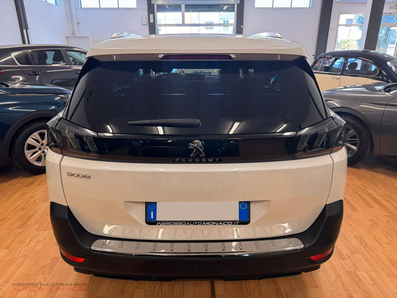 Peugeot 5008 BlueHDi 130cv EAT8 Allure 2022